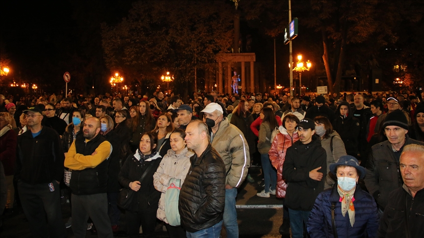 Shkup, mbahet protestë kundër kufizimeve për parandalimin e COVID-19