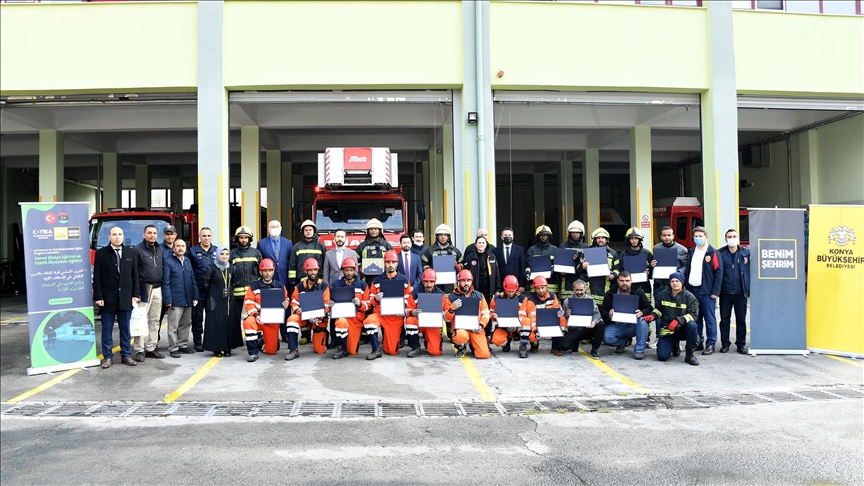 رجال إطفاء ليبيون يستكملون دورة تدريبية في تركيا