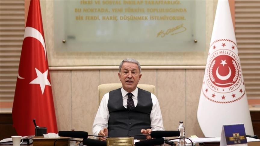 Министр нацобороны Турции обвинил Афины в лицемерии 