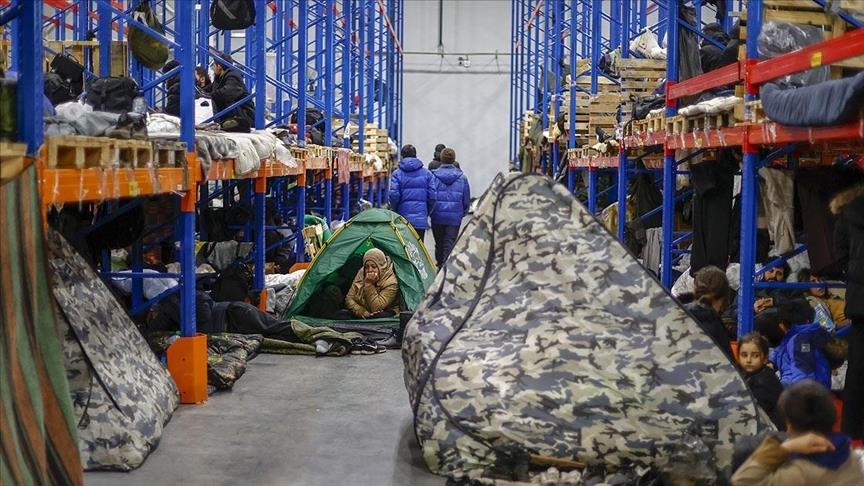 Беженцы на белорусско-польской границе живут в тяжелых условиях 