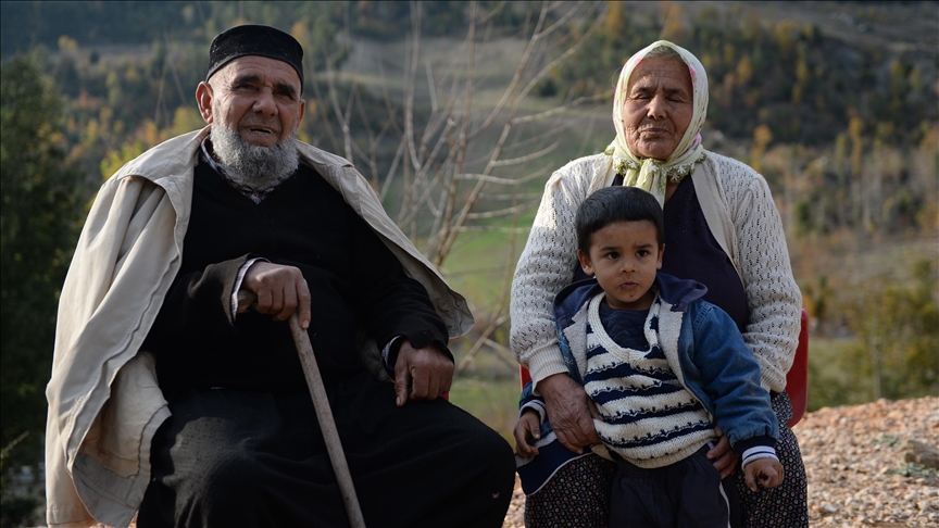 Libya'da alıkonulduktan sonra Türkiye'ye getirilen Nurettin Çalık'ın ailesi mutlu