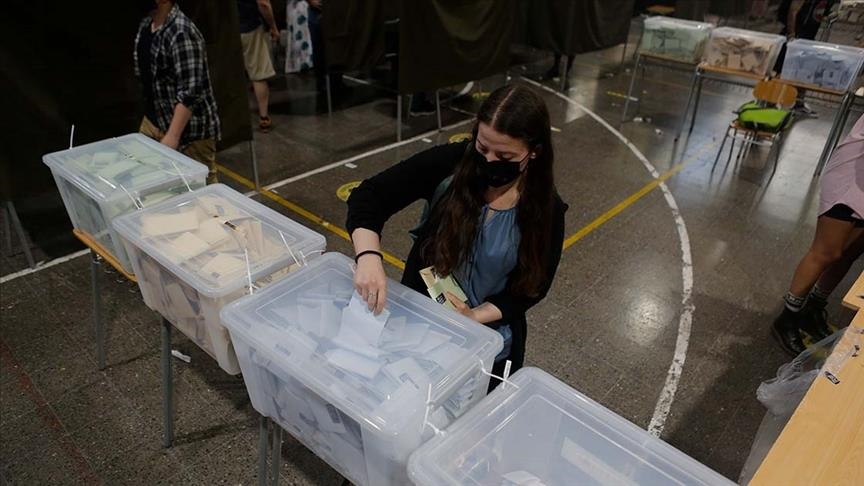 Chile heads to runoff presidential elections in December