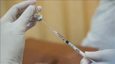 Pandemic panel urges vaccine-makers to agree on voluntary licensing