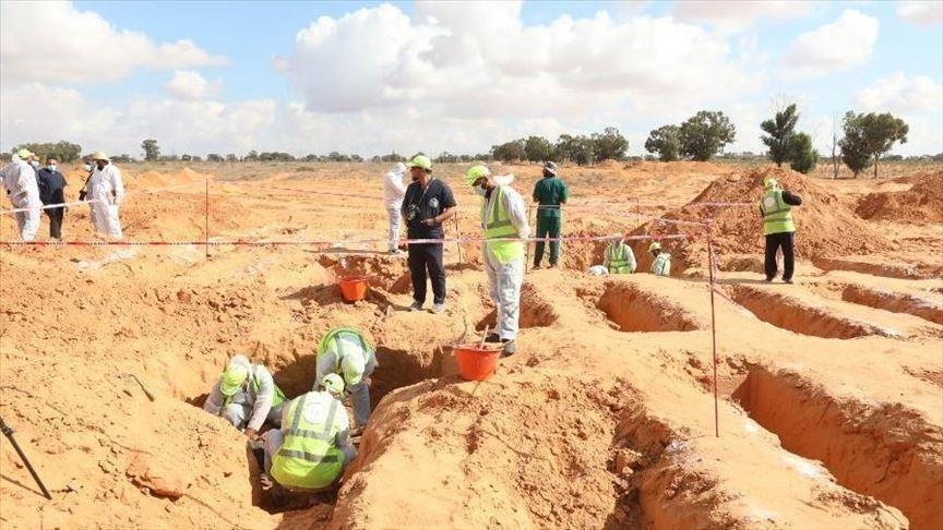 Libye: 3 dépouilles retrouvées dans un nouveau charnier à Tarhouna