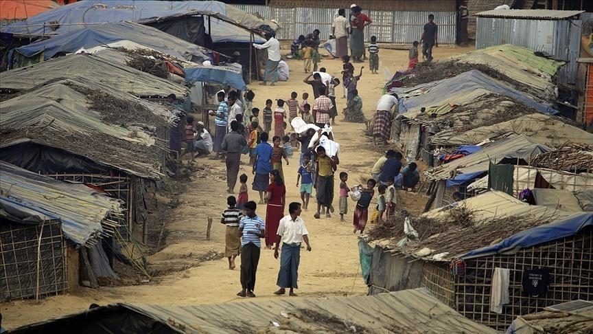 Para pengungsi Rohingya di Bangladesh dambakan lanjut sekolah tinggi