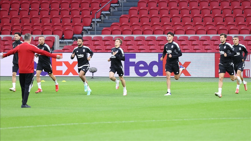 Beşiktaşın Ajax maçı kamp kadrosu belli oldu