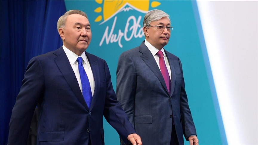 Назарбаев передает Токаеву полномочия председателя правящей партии Казахстана