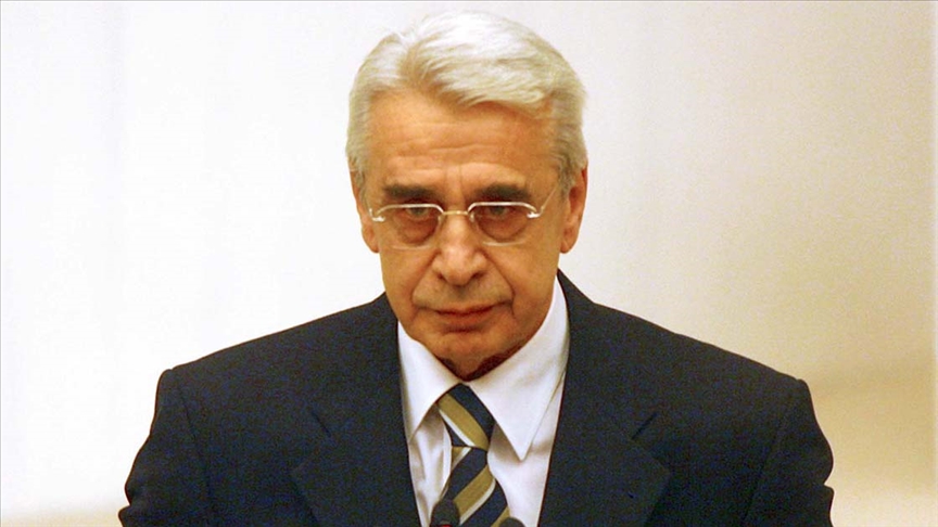 Eski bakanlardan Hasan Fehmi Güneş hayatını kaybetti