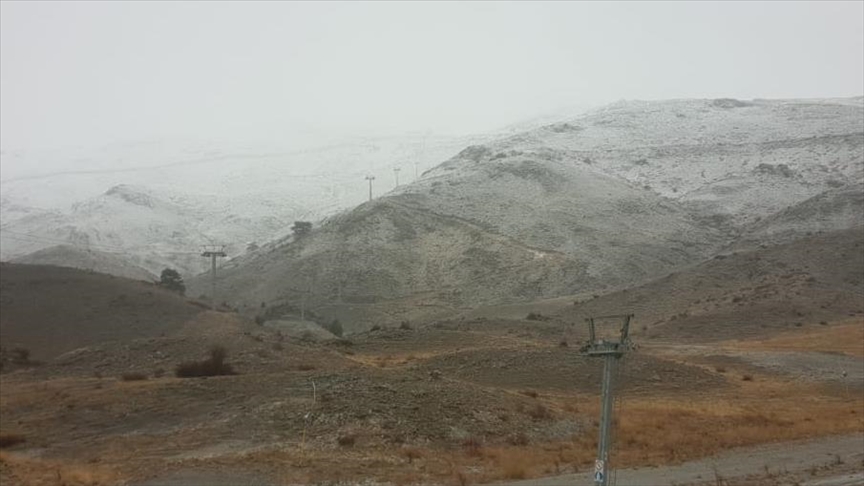 В горнолыжном центре «Денизли» выпал первый снег