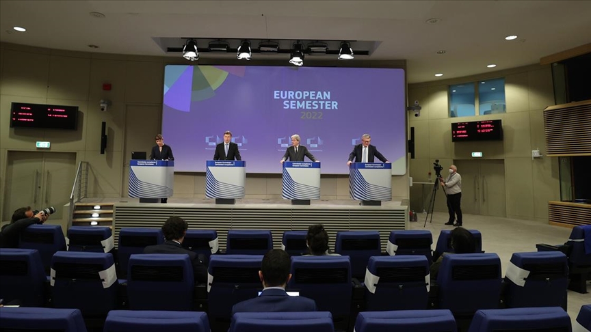 AB'den 'destekleyici maliye politikalarını sürdürme' çağrısı