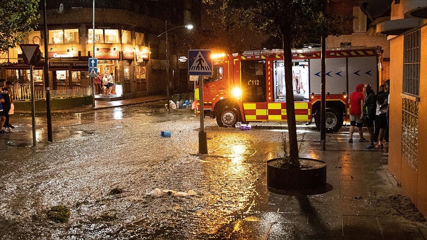 Winter storm drenches Spain with rain, snow, floods