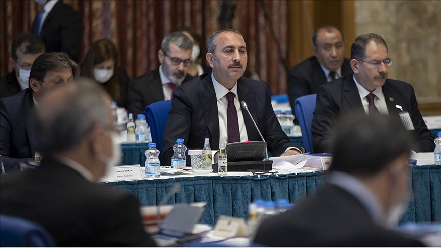 Adalet Bakanı Gül: Finans mahkemeleri ile sendika ihtisas mahkemeleri kurulacak