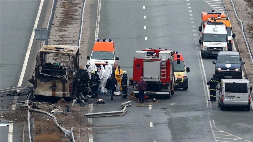 Во трагичната автобуска несреќа во Бугарија откриени 44 тела