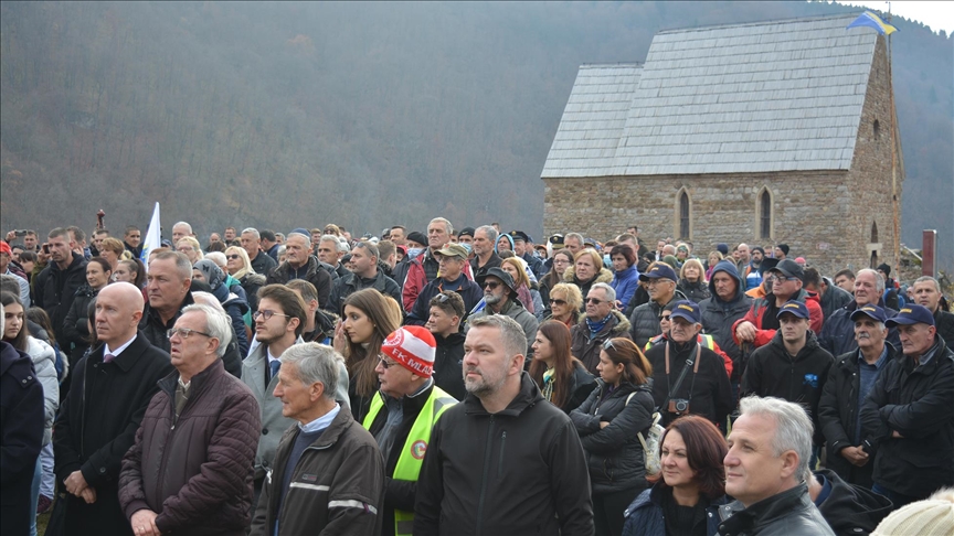 Među organizatorima i Merhamet: Na Bobovcu obilježen Dan državnosti BiH