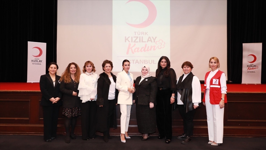 Türk Kızılay'dan 50 kız çocuğuna burs imkanı