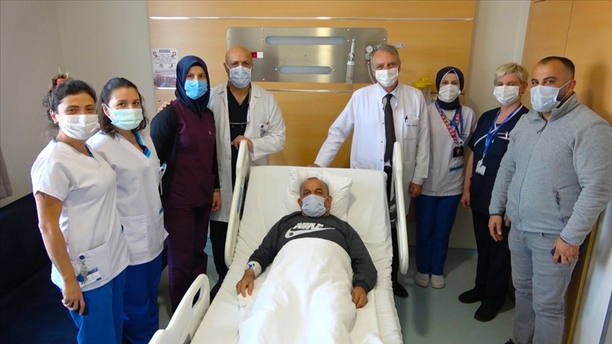 Zonguldakta şah damarında tümör tespit edilen hasta ameliyatla sağlığına kavuştu