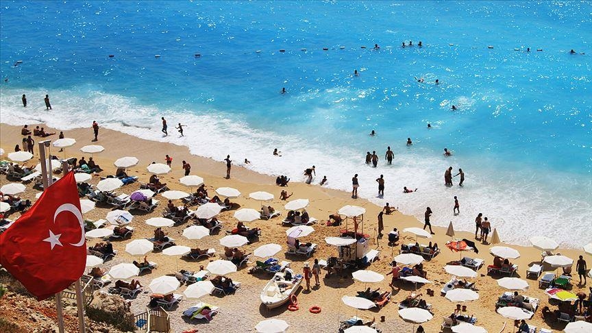 Turkey expects $22B tourism income in 2021