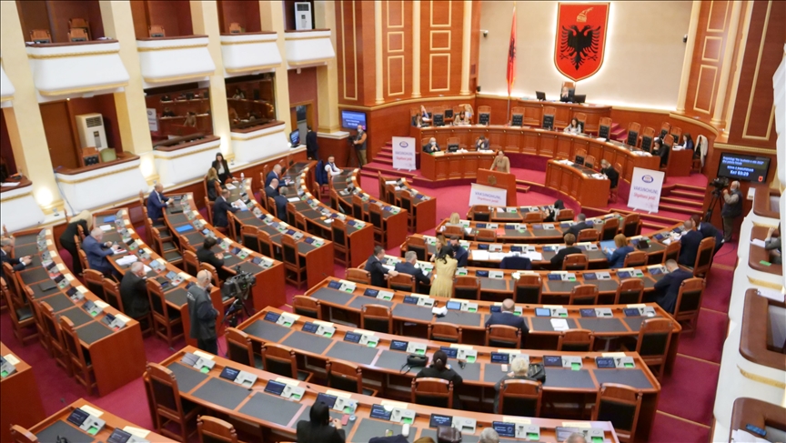 Ratifikohet marrëveshja Shqipëri-Maqedoni e Veriut për pikat e përbashkëta të kalimit kufitar