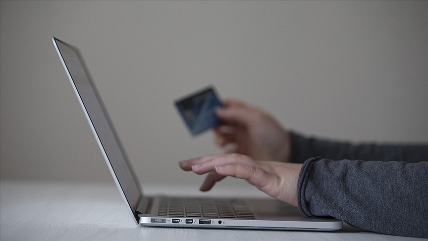 EGM, güvenli internet alışverişi için sanal kart kullanılmasını önerdi