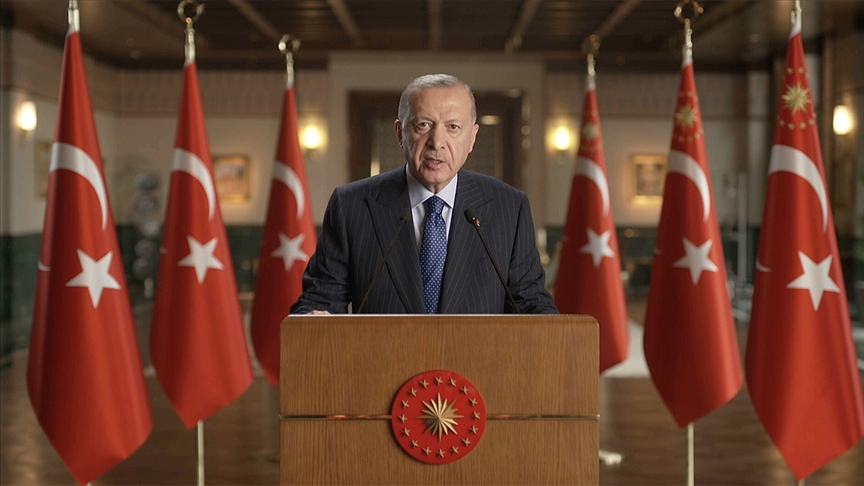Cumhurbaşkanı Erdoğan: Türkiye Maarif Vakfı eğitimde fırsat eşitliğinin temininde de önemli rol oynuyor