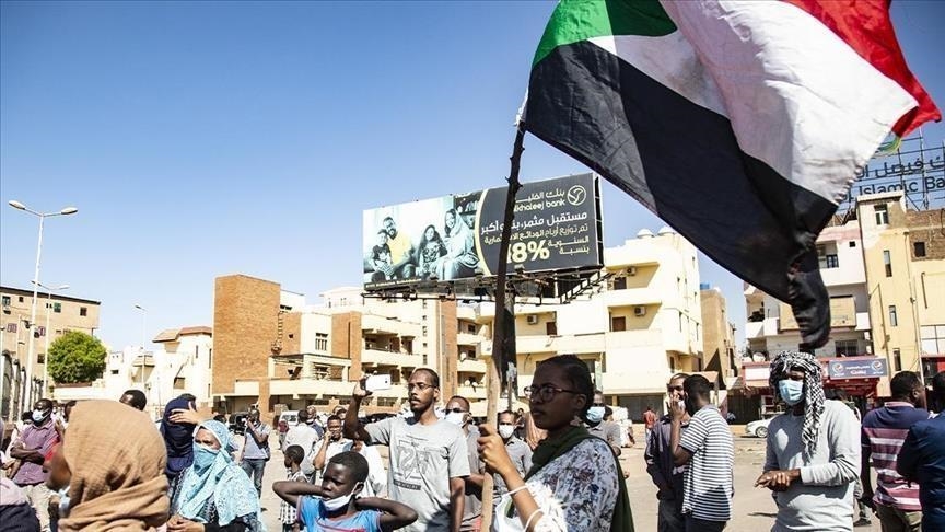 Soudan: la police soudanaise disperse les manifestations rejetant l'accord entre al-Burhan et Hamdok  