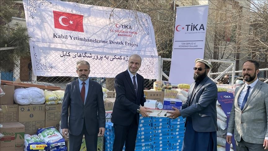 Afghanistan : L’Agence turque TIKA fournit des aides humanitaires à un orphelinat de Kaboul