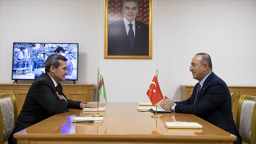 Dışişleri Bakanı Çavuşoğlu, Türkmenistan Dışişleri Bakanı Raşid Meredov ile görüştü
