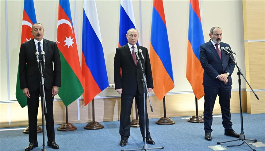 Trilateralni samit u Sočiju: Armenija i Azerbejdžan spremni započeti proces razgraničenja