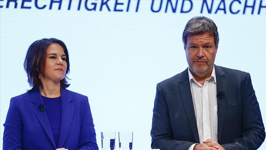 ألمانيا.."الخضر" يعلن عن وزاراته بالحكومة الجديدة