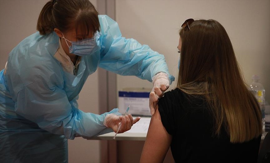 OMS asegura que las vacunas han salvado a casi medio millón de personas de la tercera edad en la región europea 