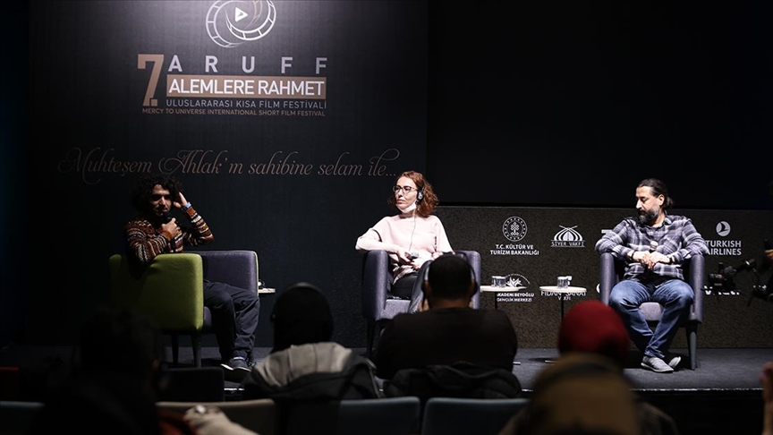 Alemlere Rahmet Uluslararası Kısa Film Festivalinde sinema söyleşisi yapıldı