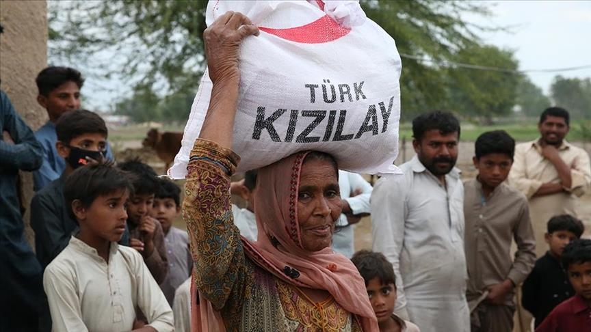 کمک هلال احمر ترکیه به 20 میلیون نیازمند در جهان