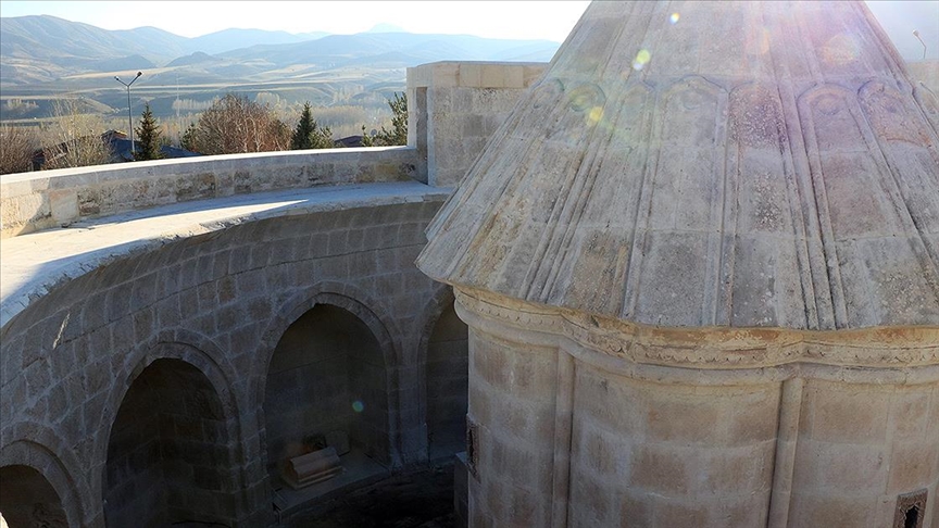 Erzincan'daki Mama Hatun Külliyesi restore edildi