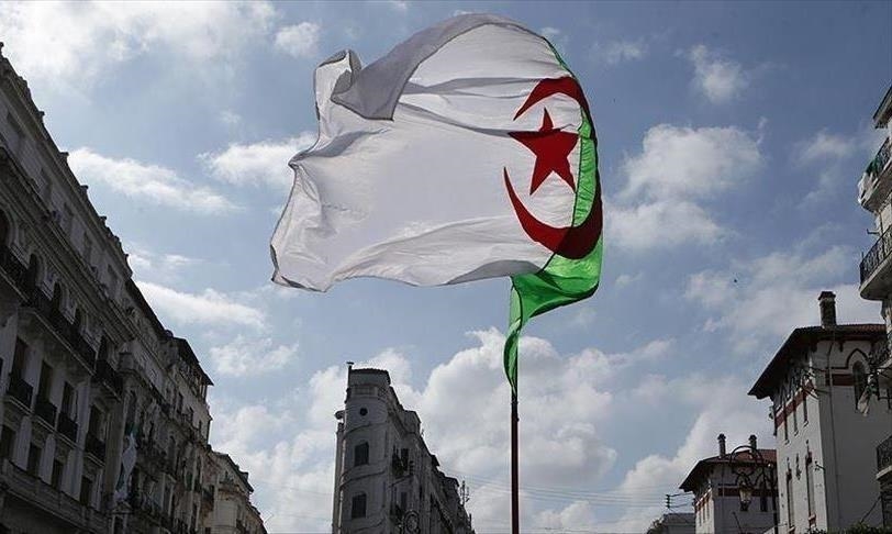 رئيس أركان الجيش الجزائري يبدأ زيارة رسمية إلى مصر