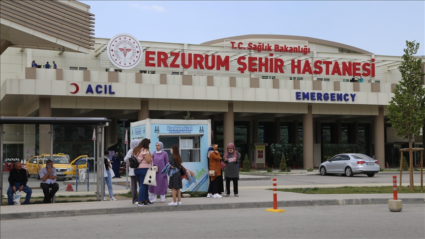 مستشفى "أرضروم" بتركيا.. علاج للمرضى وترويج للمعالم السياحية (تقرير)