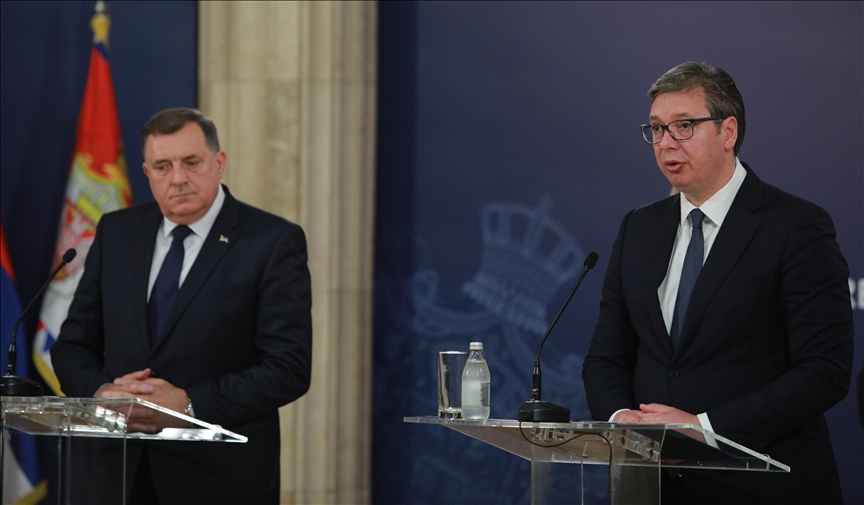 Beograd: Vučić informisao Dodika o razgovorima s Putinom i Escobarom