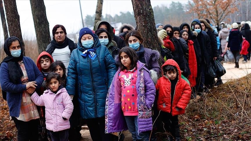 Up to 2,000 migrants, refugees at Belarusian-Polish border, says UN