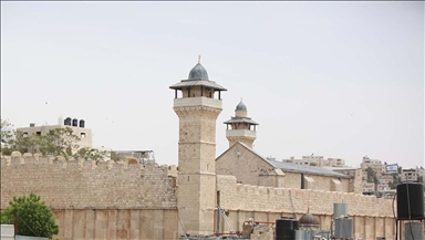 İslam İşbirliği Teşkilatı, İsrail Cumhurbaşkanı'nın El Halil'deki İbrahim Camisi'ne girmesini kınadı