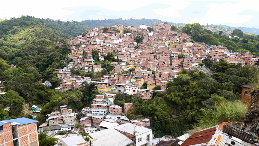 El grupo de jóvenes que convirtió a una zona vulnerable de Bucaramanga en un potencial turístico de Colombia