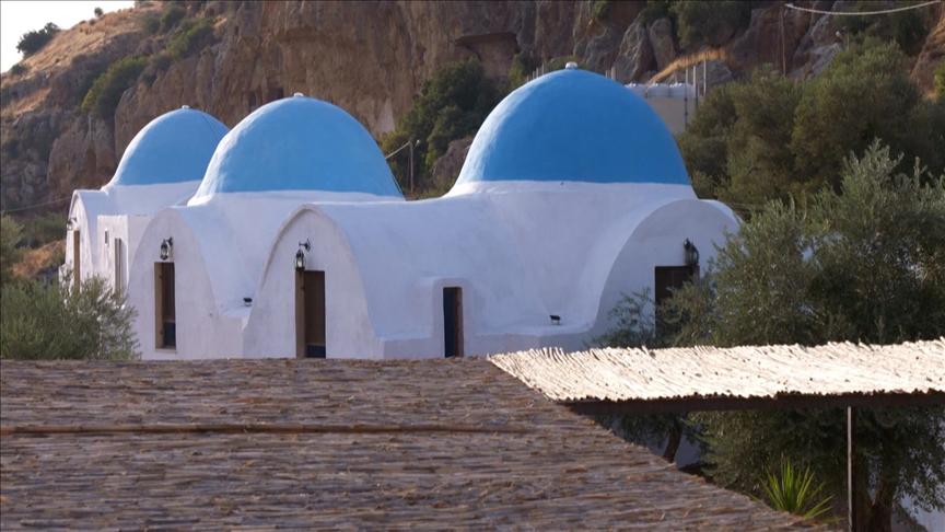 "العاسف هاوس".. منتجع بيئي أردني يقصده آلاف السياح (تقرير)