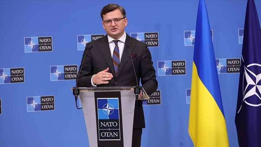 Ukraina kërkon nga NATO "paketë parandaluese" që përfshin edhe sanksione kundër Rusisë