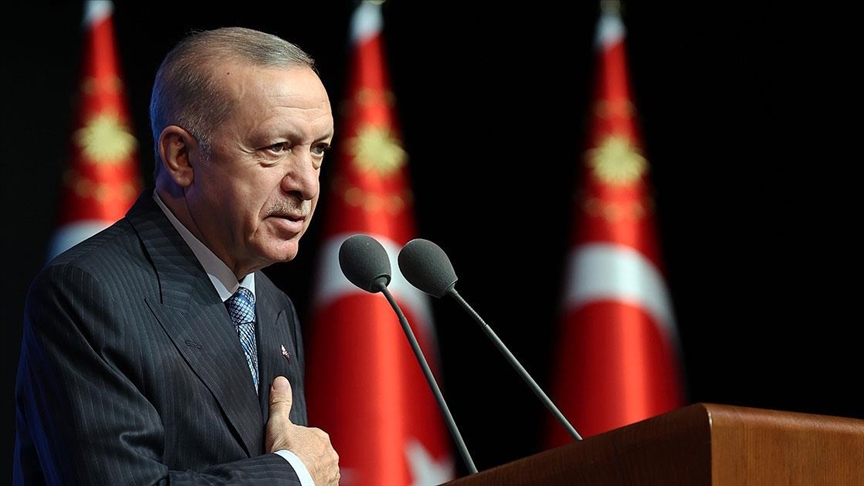 Cumhurbaşkanı Erdoğan, öğretmenlere verilecek yeni hakları açıkladı