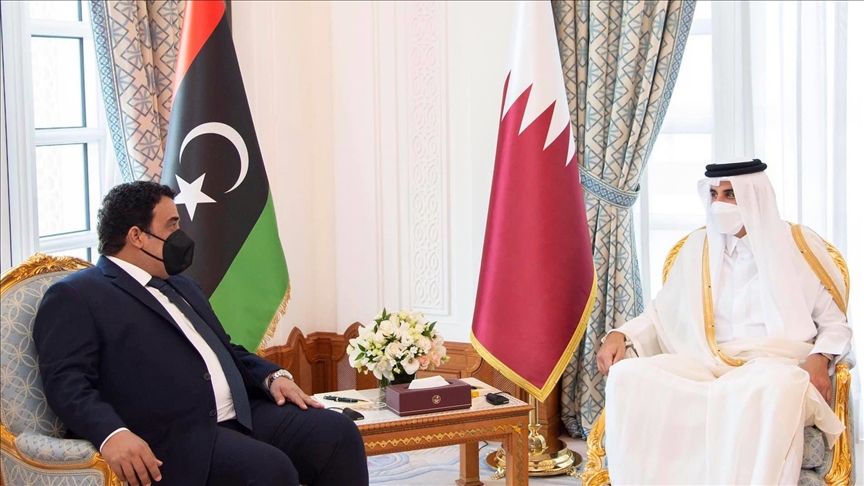 أمير قطر يبحث مع المنفي تطورات الأوضاع في ليبيا