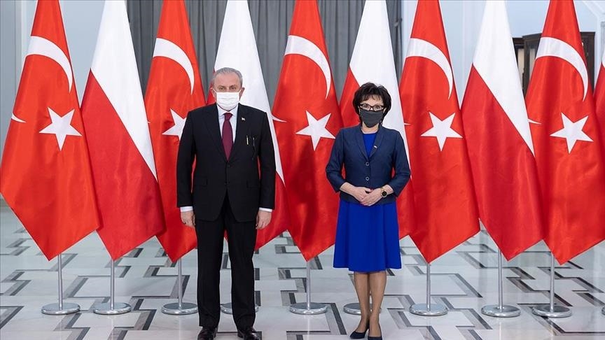 Turkish parliament speaker meets president, counterpart in Poland