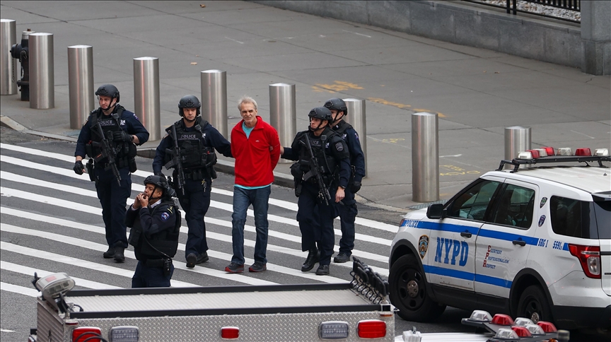 Armed man outside UN headquarters in New York in custody: Police