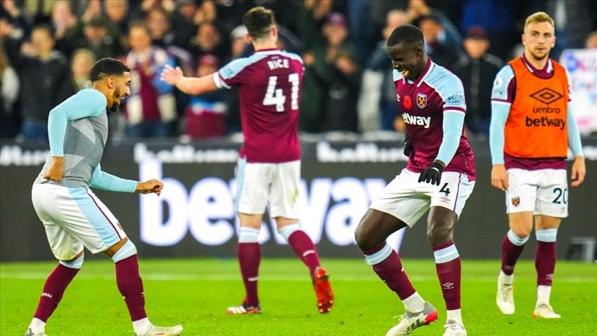 West Ham United beat Chelsea 3-2