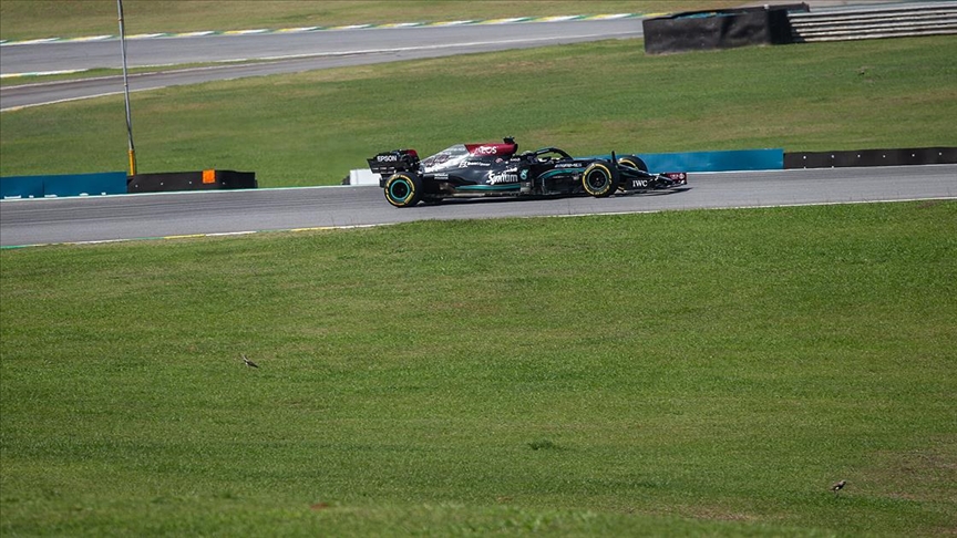 F1 Suudi Arabistan Grand Prix'sinde pole pozisyonu Hamilton'ın
