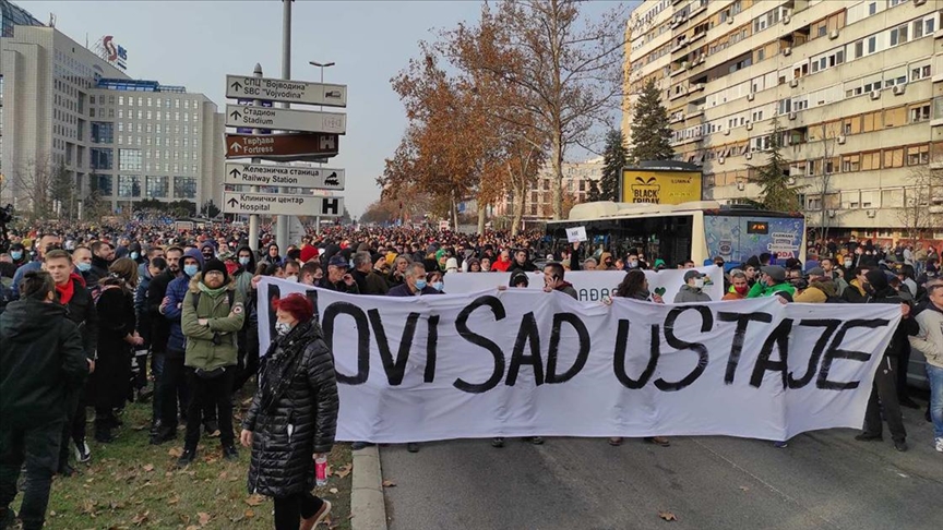 Srbija: Incidenti na protestima u Novom Sadu