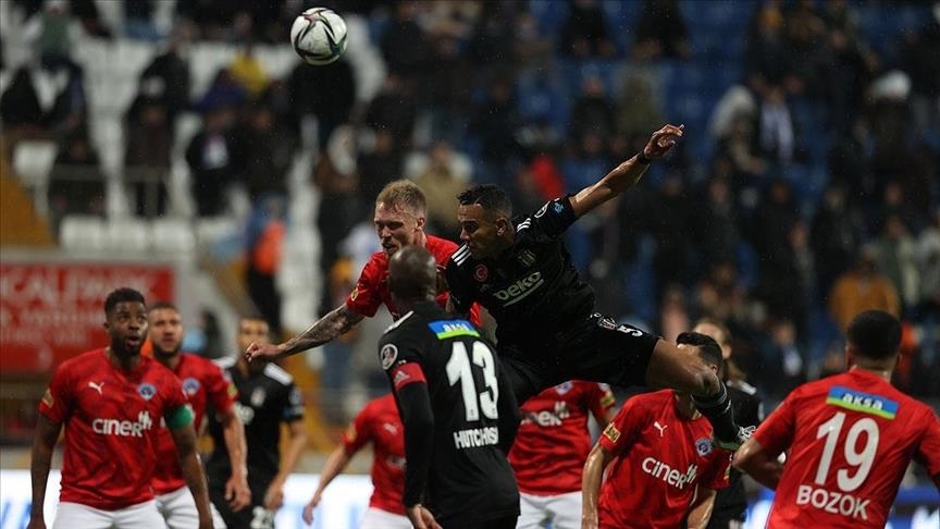 Besiktas hold to 1-1 draw in Turkeys Super Lig