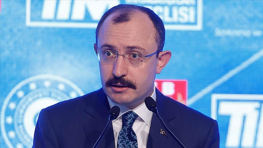 Ticaret Bakanı Muş: Türkiye üreterek ve ürettiğini yurt dışına ihraç ederek büyümeye devam ediyor